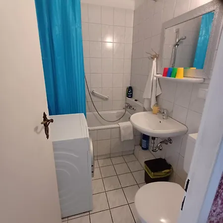 아파트 View & Alex 4 2 Bathrooms 1 Kitchen *