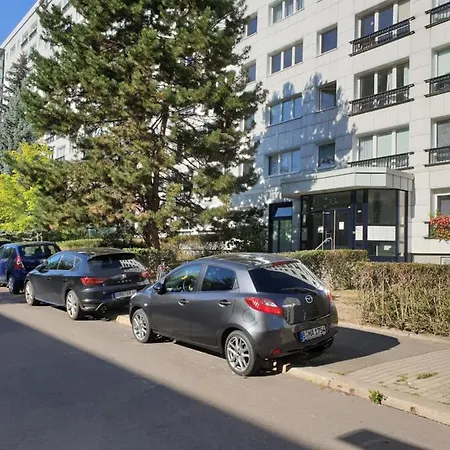 View & Alex 4 2 Bathrooms 1 Kitchen Апартаменты Берлин