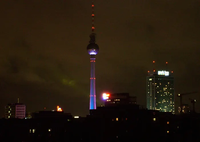 View & Alex 4 2 Bathrooms 1 Kitchen * Berlin